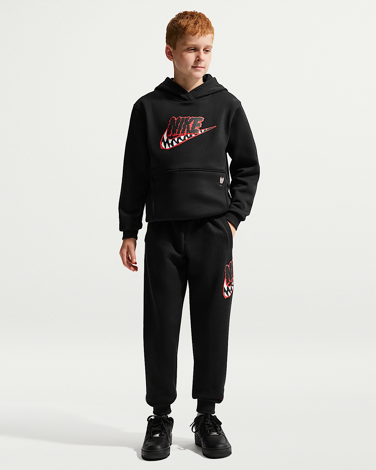 Детские спортивные штаны Nike Sportswear Club "Werewolf" Big Kids' Fleece Joggers