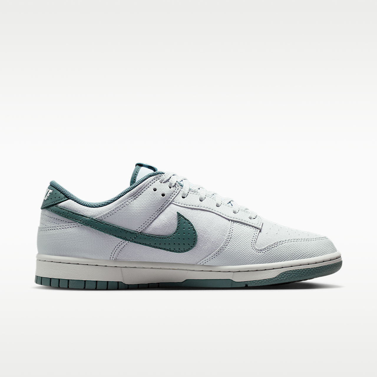 Nike Dunk Low sneaker Pure Platinum/Mineral Slate