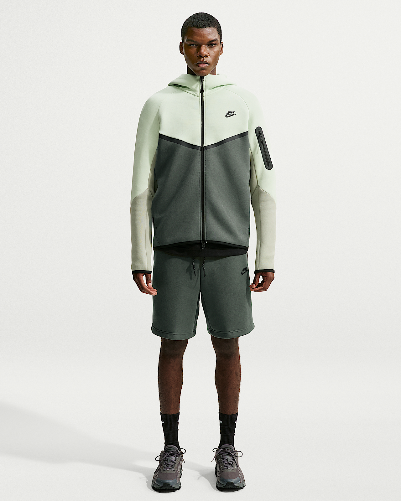 Мужские шорты Nike Tech Fleece Shorts