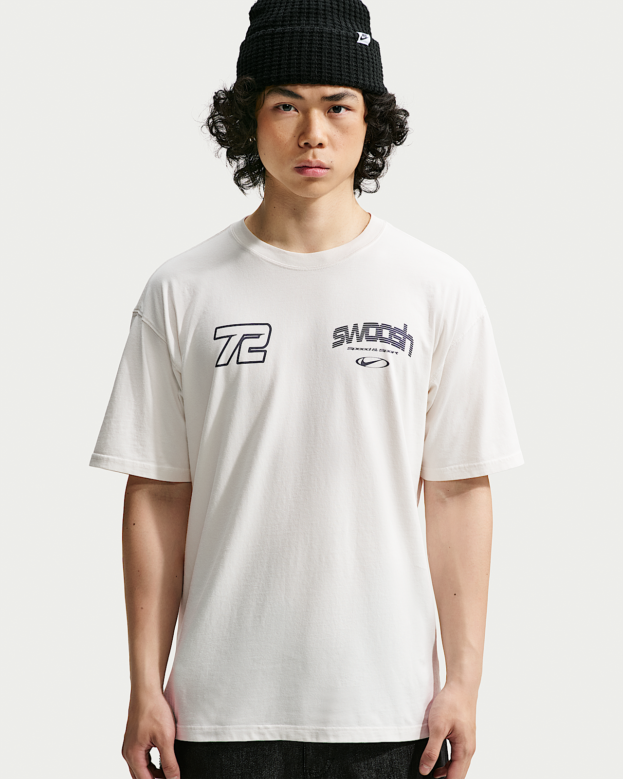 Женская футболка Nike Sportswear