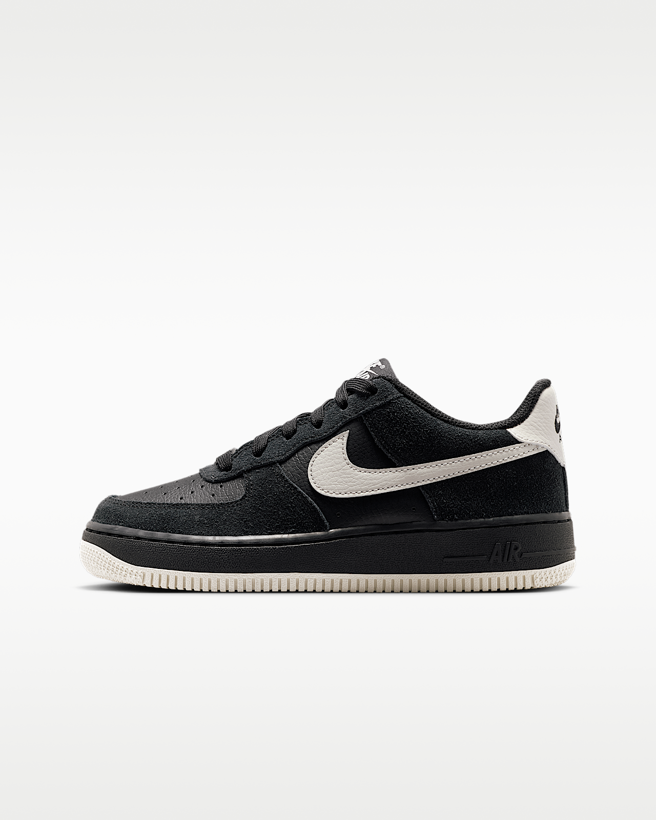 Детские кроссовки Nike Air Force 1 LV8 2 Big Kids'