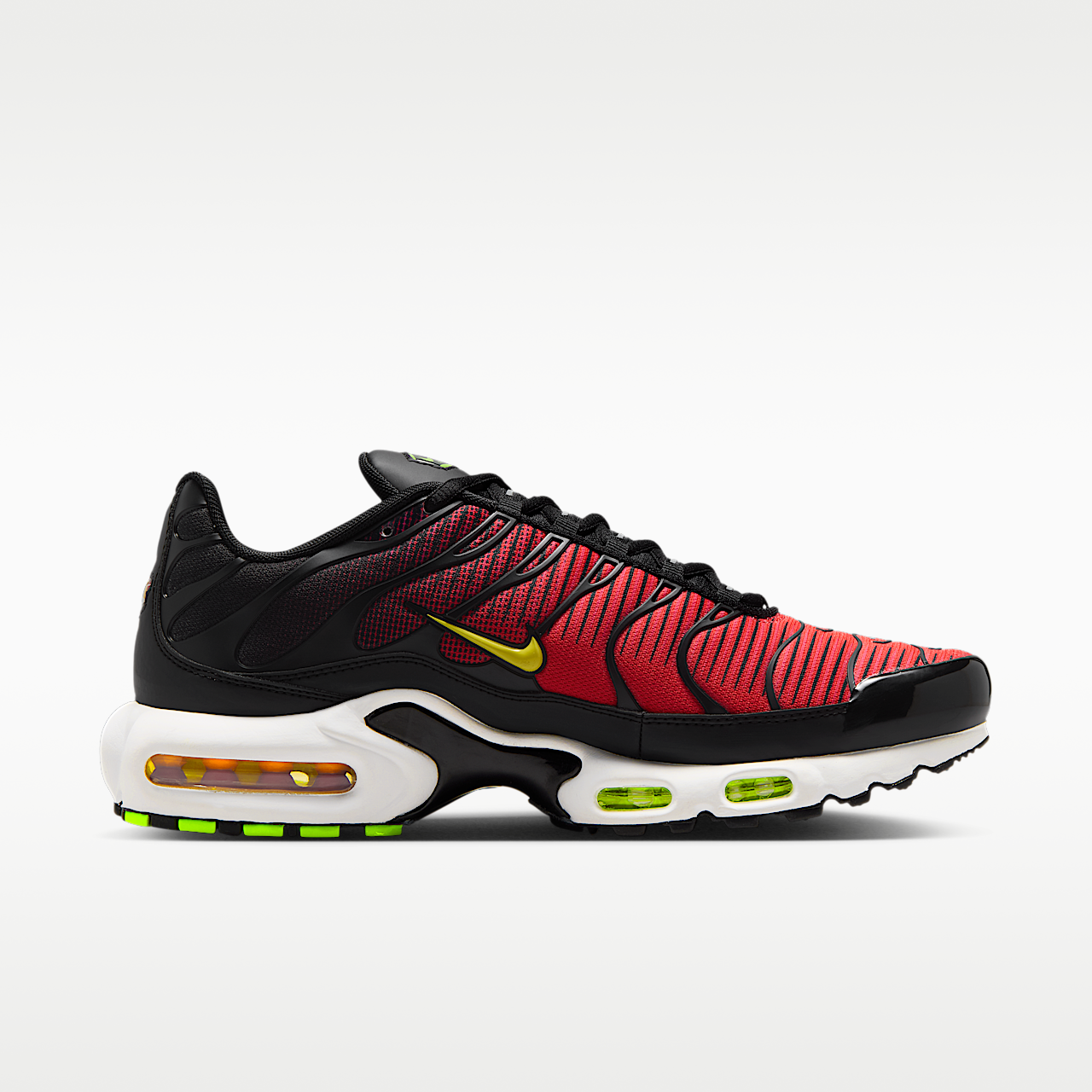 Nike Air Max Plus sneaker Zwart/Volt/Light Crimson/Opti Yellow