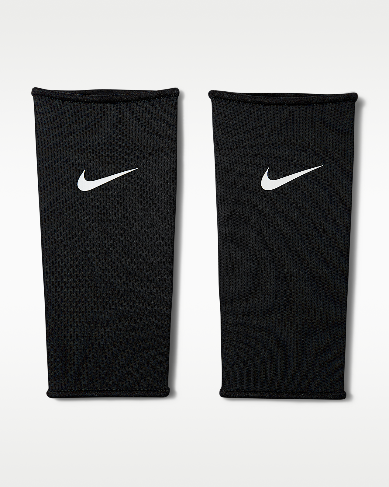 Женские  Nike Guard Lock Soccer Guard Sleeves (1 Pair)