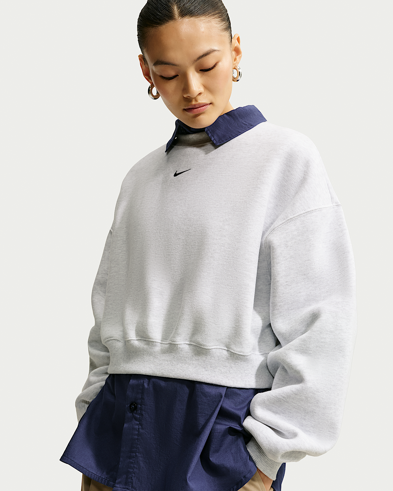Женские  Nike Studio Fleece Medium Weight Oversized Cropped Crew