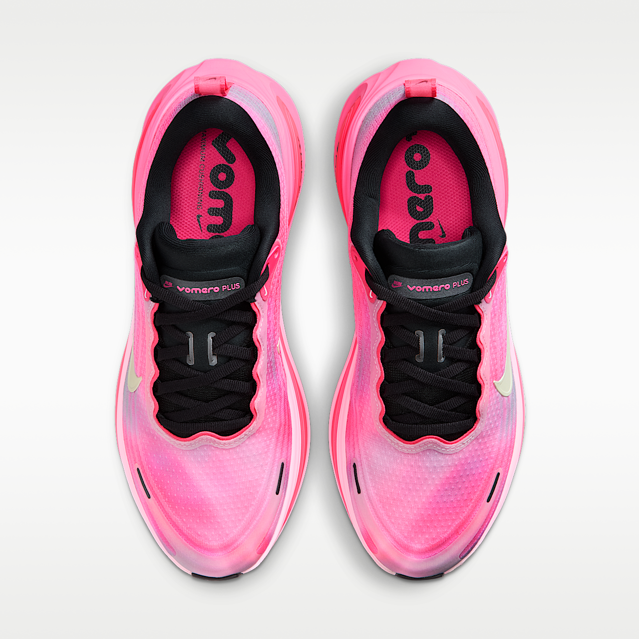 Nike Vomero sneaker Pearl Pink/Pink Glow/Hyper Pink/Summit White