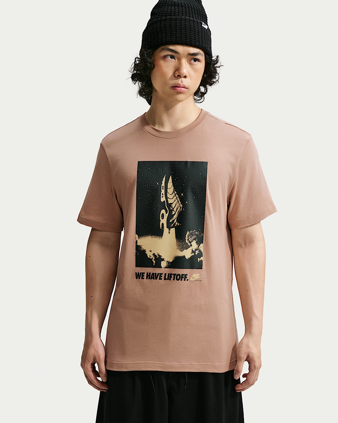 Женская футболка Nike Sportswear