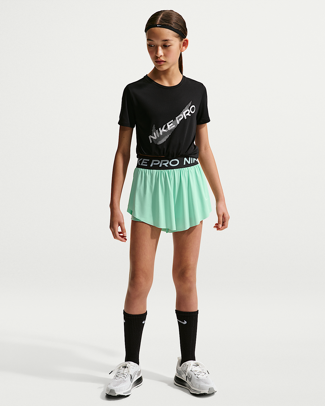 Детские шорты Nike Pro Big Kids' (Girls') Dri-FIT 2-in-1 Shorts