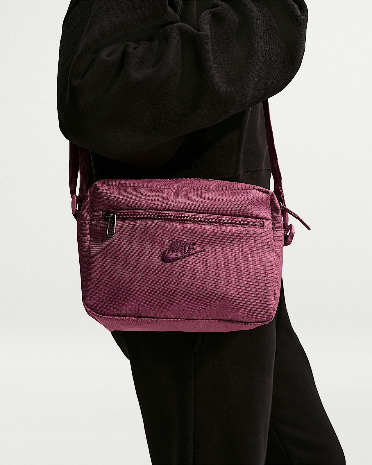 Женская сумка Nike Heritage Crossbody Bag 2.0 (4L)