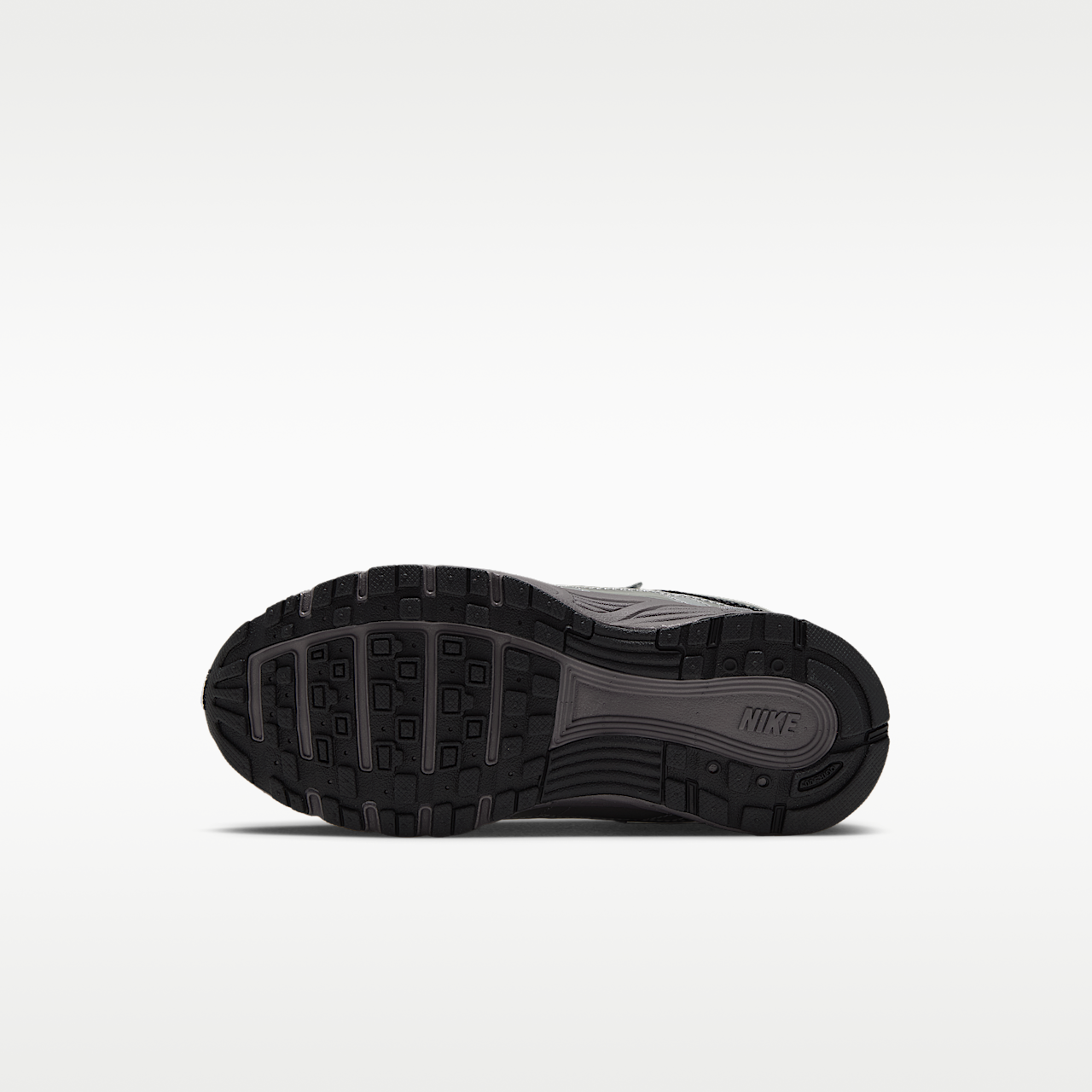 Nike P-6000 sneaker Zwart/Pencil Point/Dark Grey/Metallic Silver