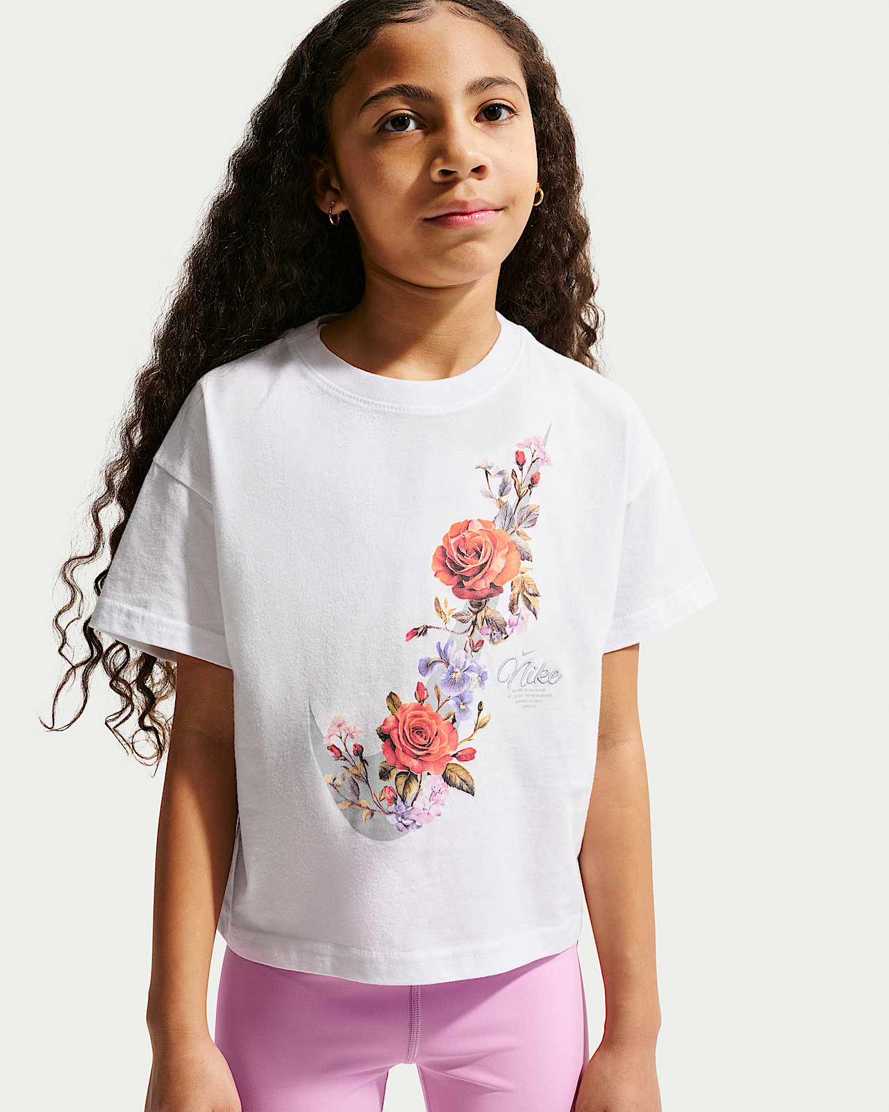 Детская футболка Nike Sportswear Big Kids' (Girls')