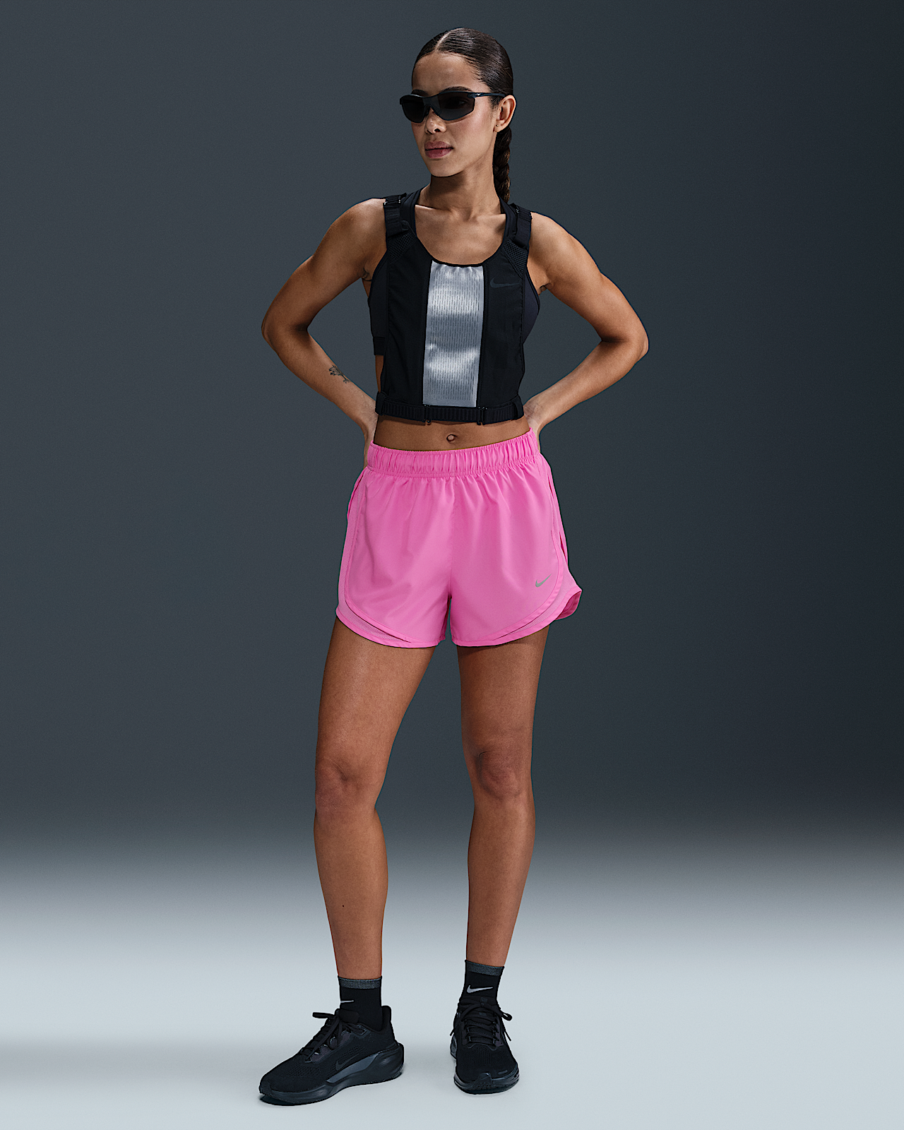 Женские шорты Nike Tempo Dri-FIT Mid-Rise Brief-Lined Shorts для бега