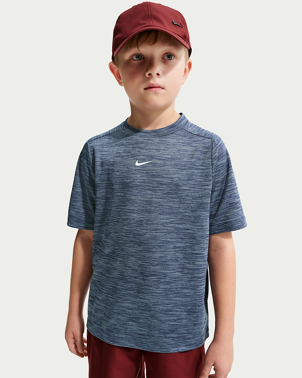 Детские шорты Nike Multi Big Kids' Dri-FIT Short-Sleeve Top