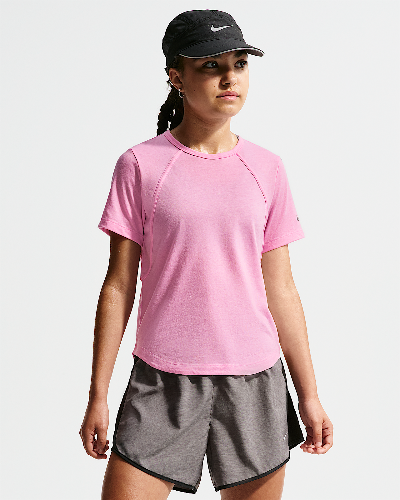 Детские шорты Nike Tempo Big Kids' (Girls') Dri-FIT Short-Sleeve Top