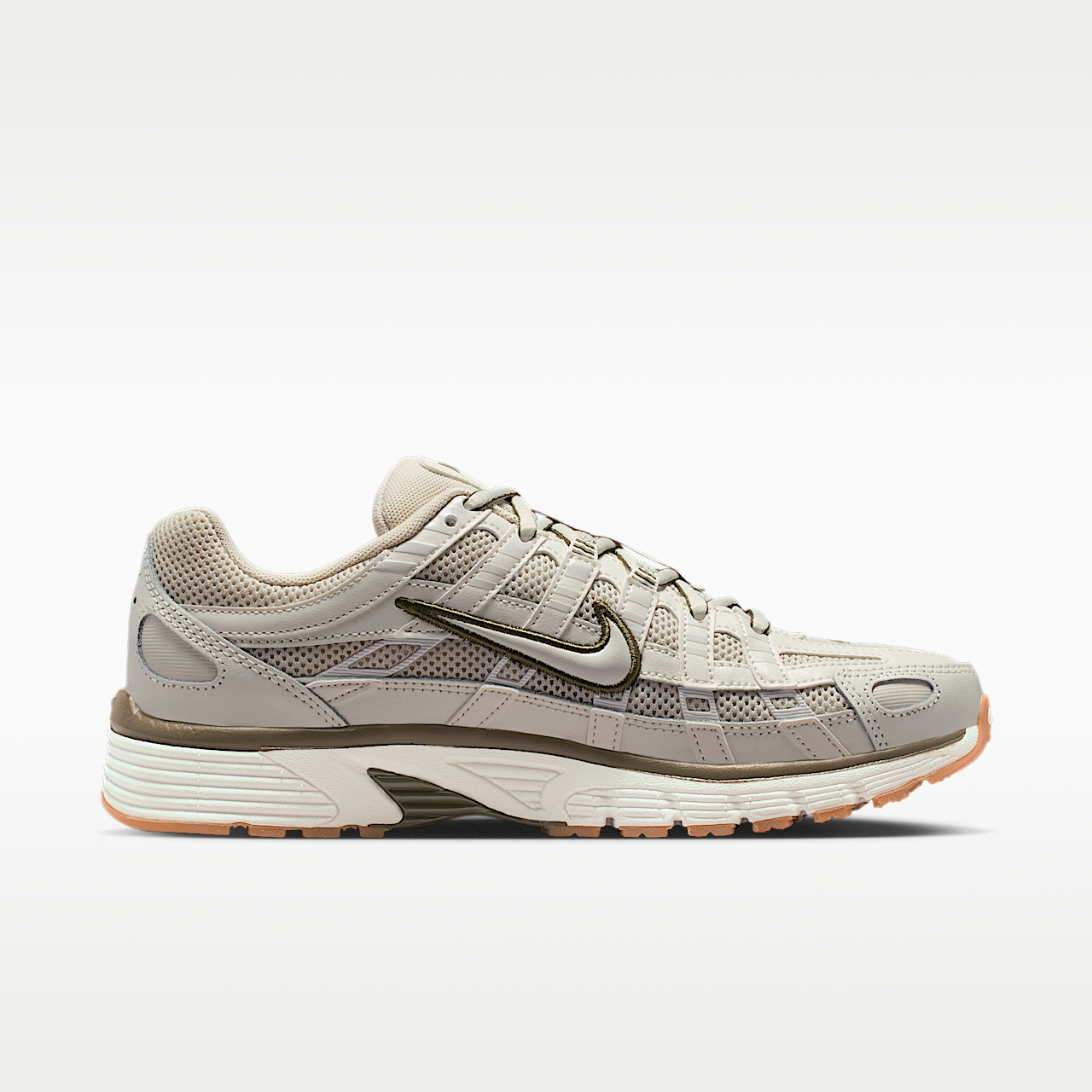Nike P-6000 sneaker Light Bone/Phantom/Medium Olive/Sail