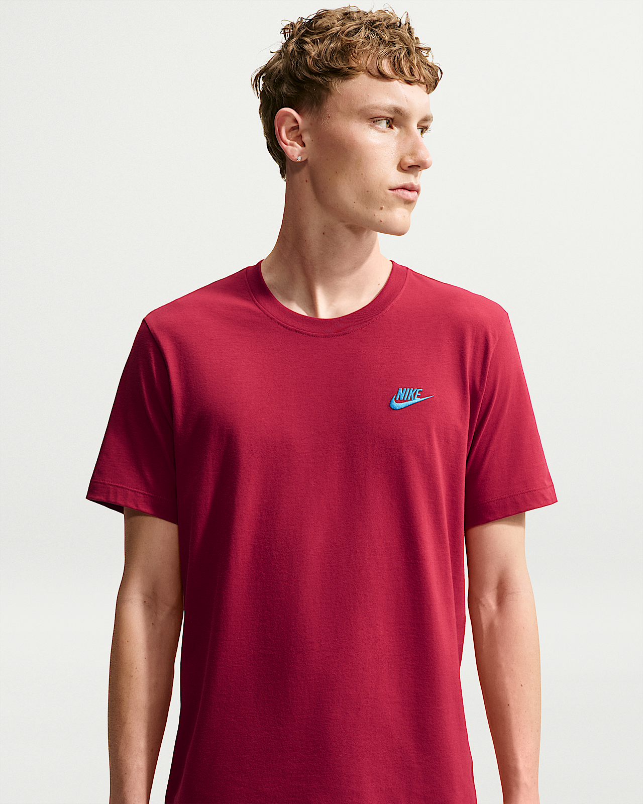 Мужская футболка Nike Sportswear Club