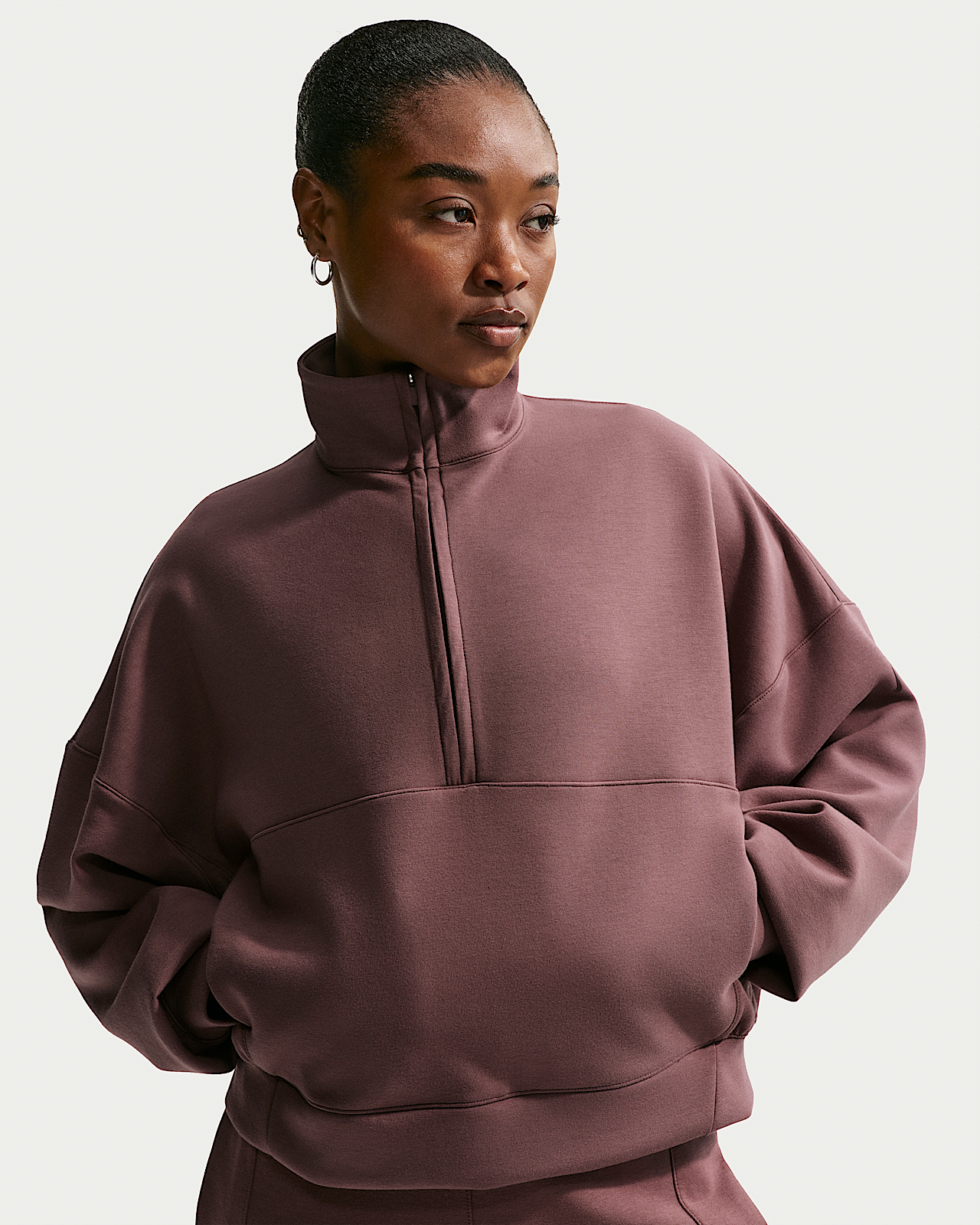Женские  Nike 24.7 ImpossiblySoft Dri-FIT Oversized 1/2-Zip Top