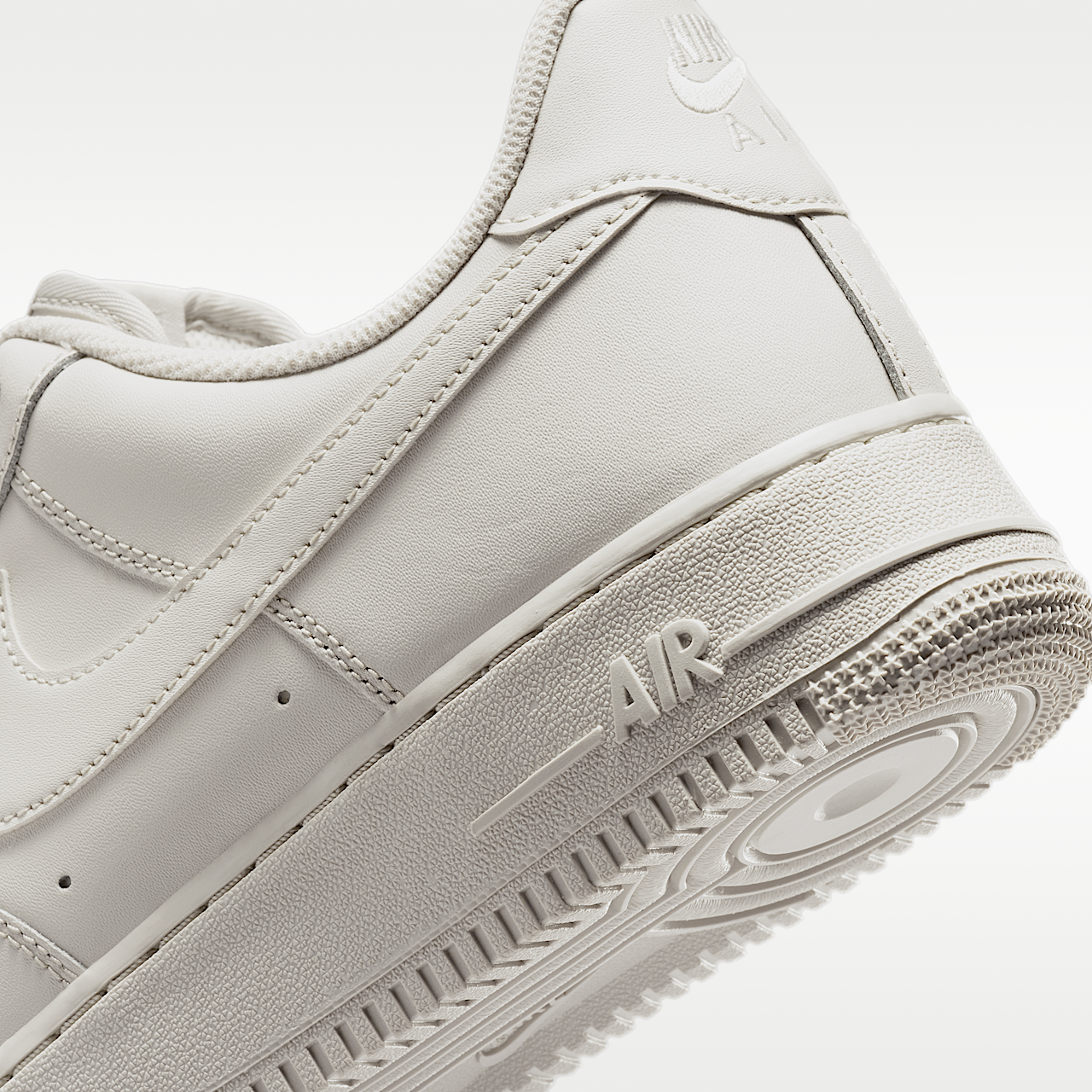 Nike  sneaker Light Bone/Metallic Silver/Light Bone
