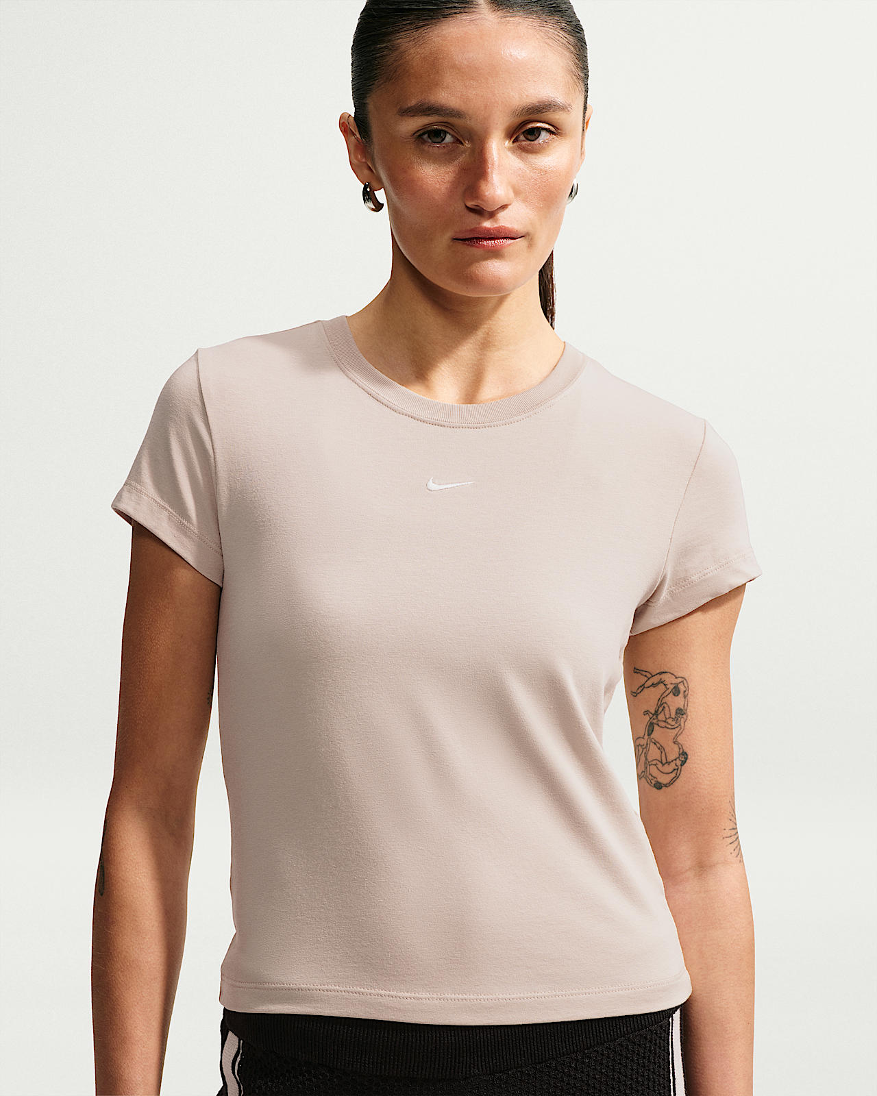 Женская футболка Nike Sportswear Chill Knit