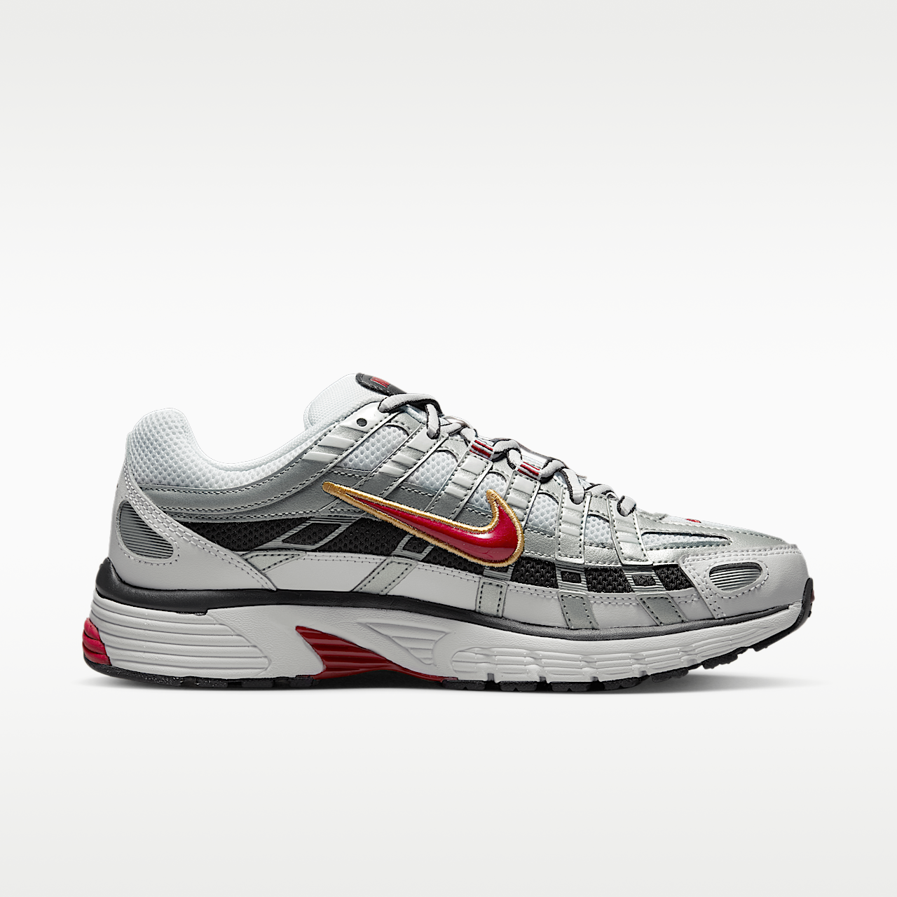 Nike P-6000 sneaker Wit/Metallic Platinum/Dark Charcoal/Varsity Red