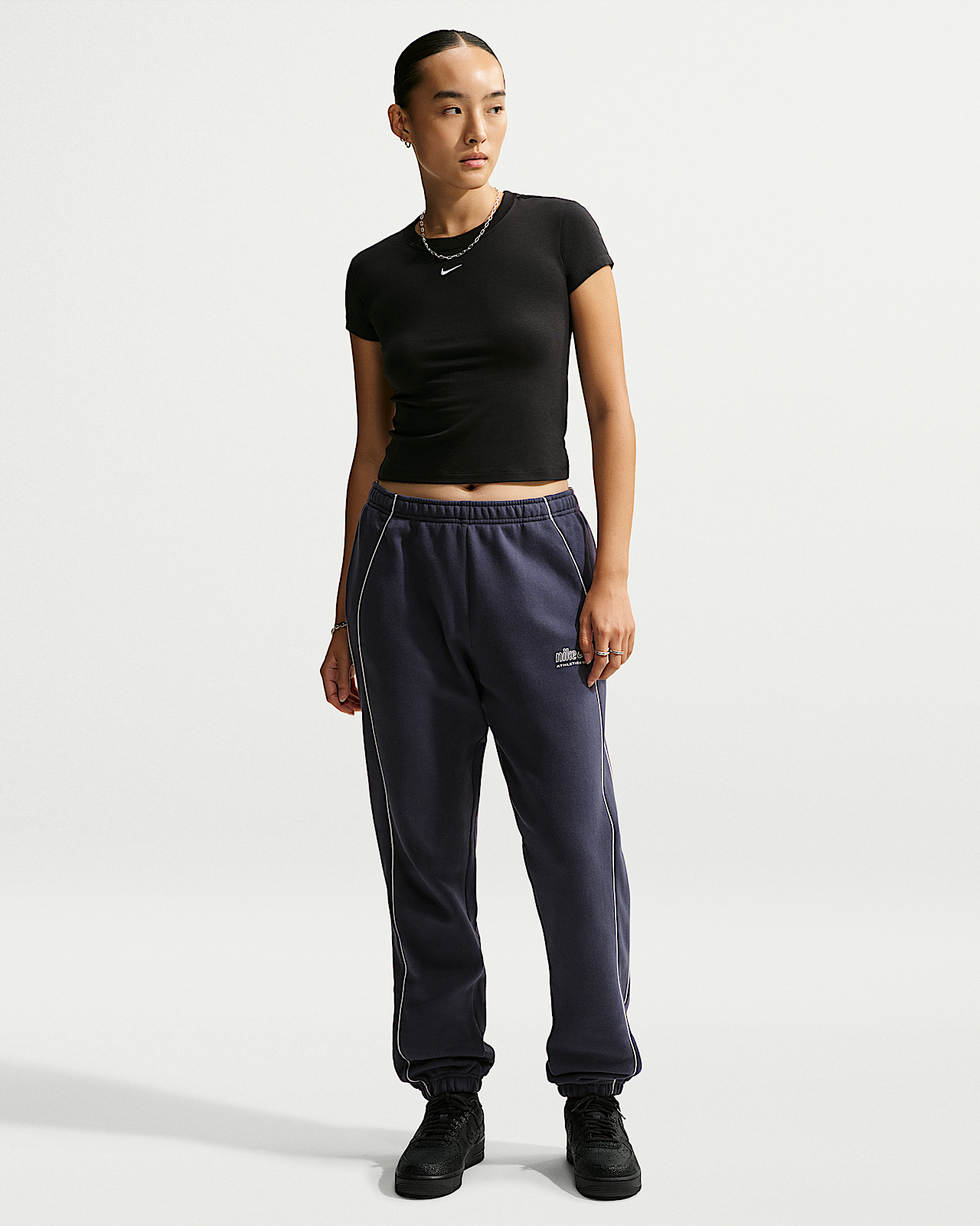 Женские  Nike Studio Fleece Medium Weight Mid-Rise Cuffed Pants