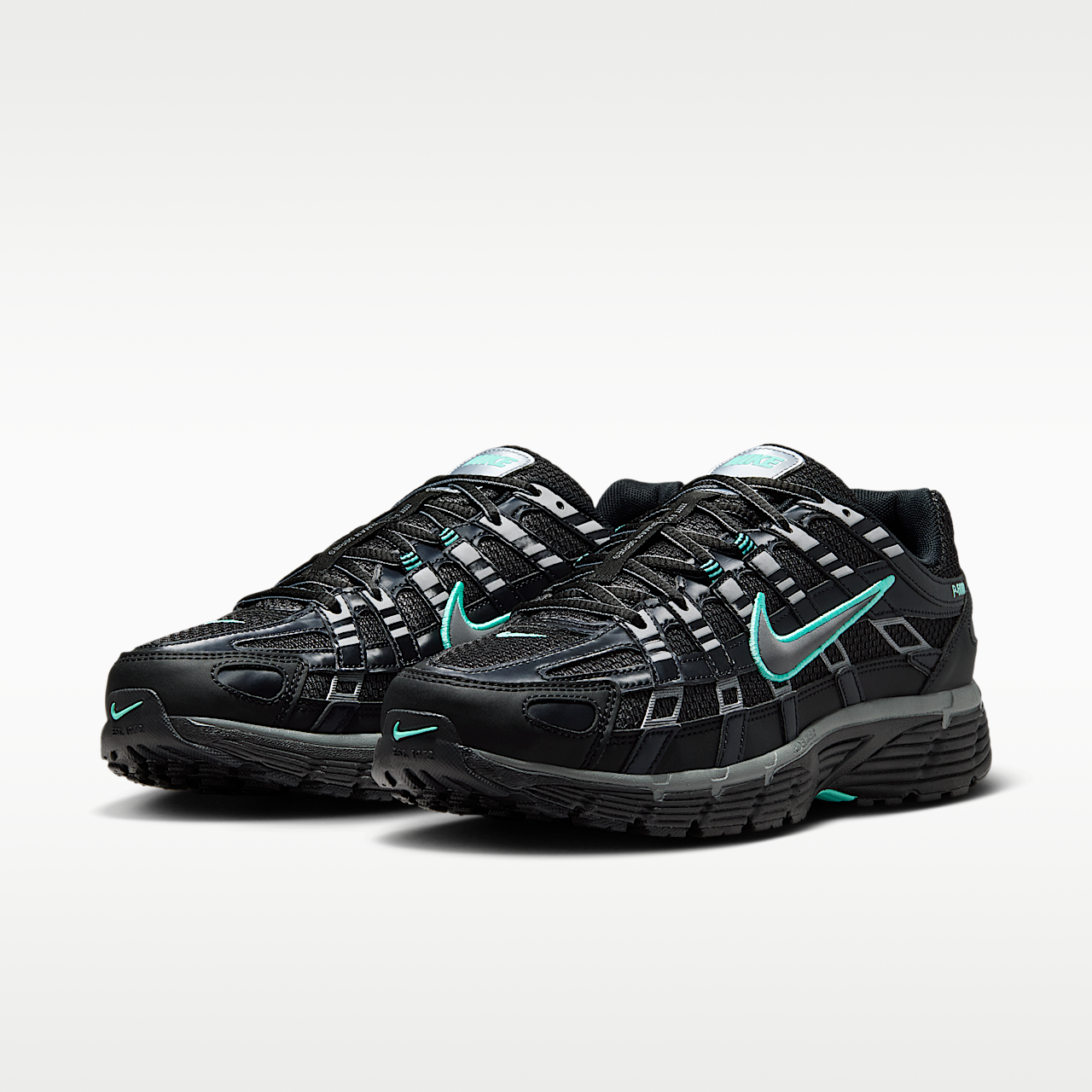 Nike P-6000 sneaker Zwart/Hyper Turquoise/Cool Grey/Metallic Cool Grey