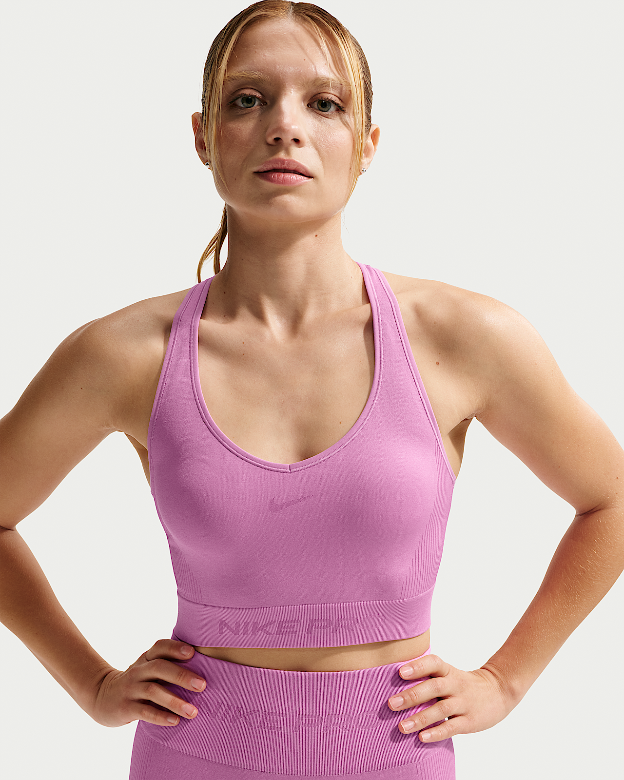 Женские  Nike Pro Seamless Dri-FIT Cropped Tank Top