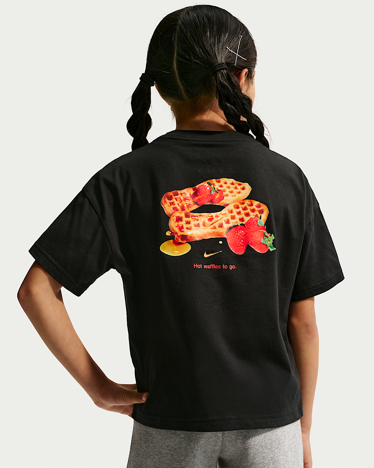 Детская футболка Nike Sportswear Big Kids' (Girls')