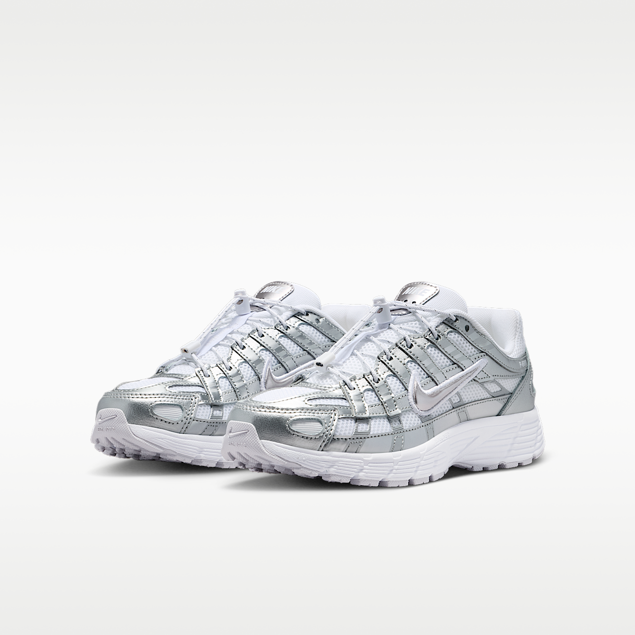 Nike P-6000 sneaker Wit/Metallic Silver/Vast Grey