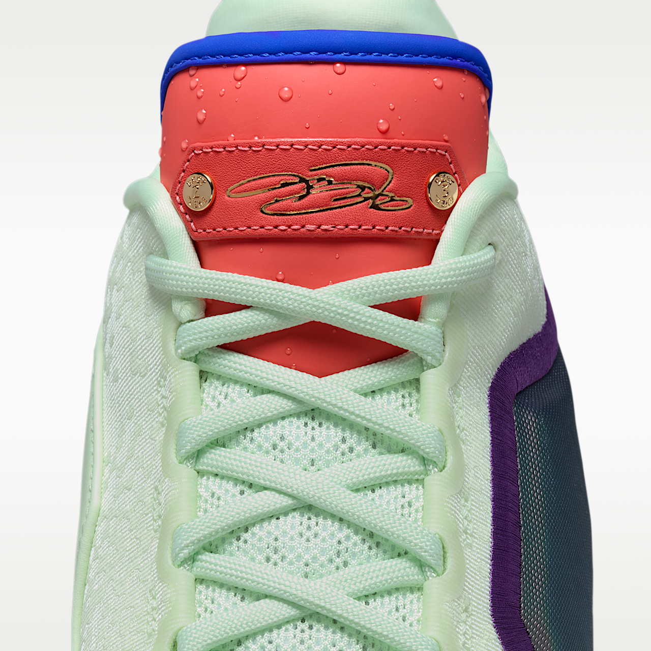 Nike LeBron sneaker Volt Tint/Zwart/Magic Ember/Meerkleurig