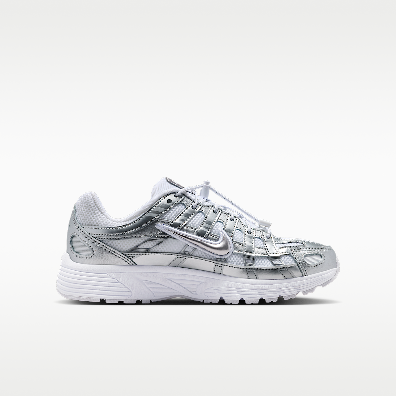 Nike P-6000 sneaker Wit/Metallic Silver/Vast Grey