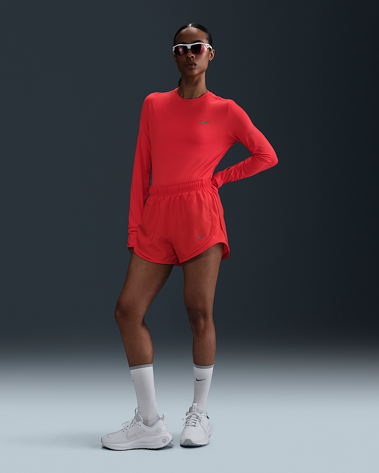 Женские шорты Nike Tempo Dri-FIT Mid-Rise Brief-Lined Shorts для бега