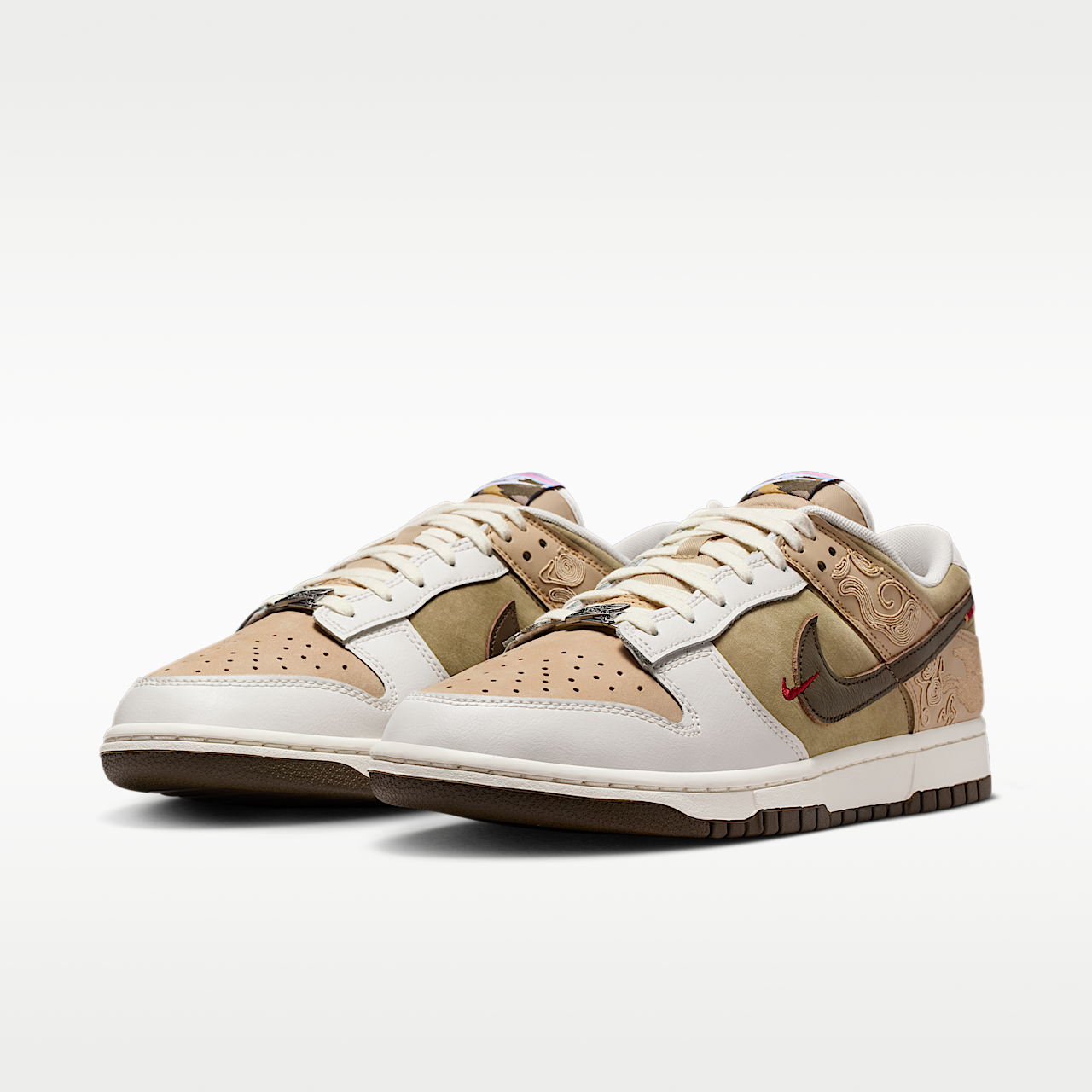Nike Dunk Low sneaker Linen/Phantom/Neutral Olive/Dark Hazel