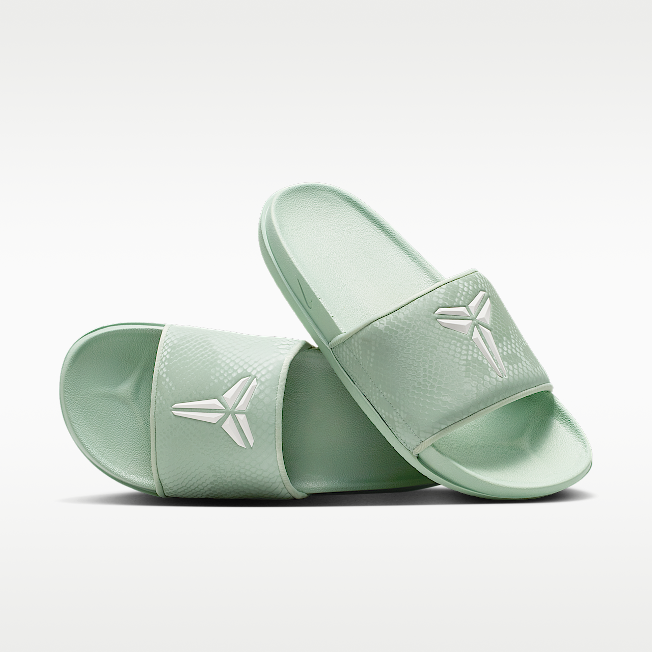 Kobe Offcourt (Steam/Summit White)