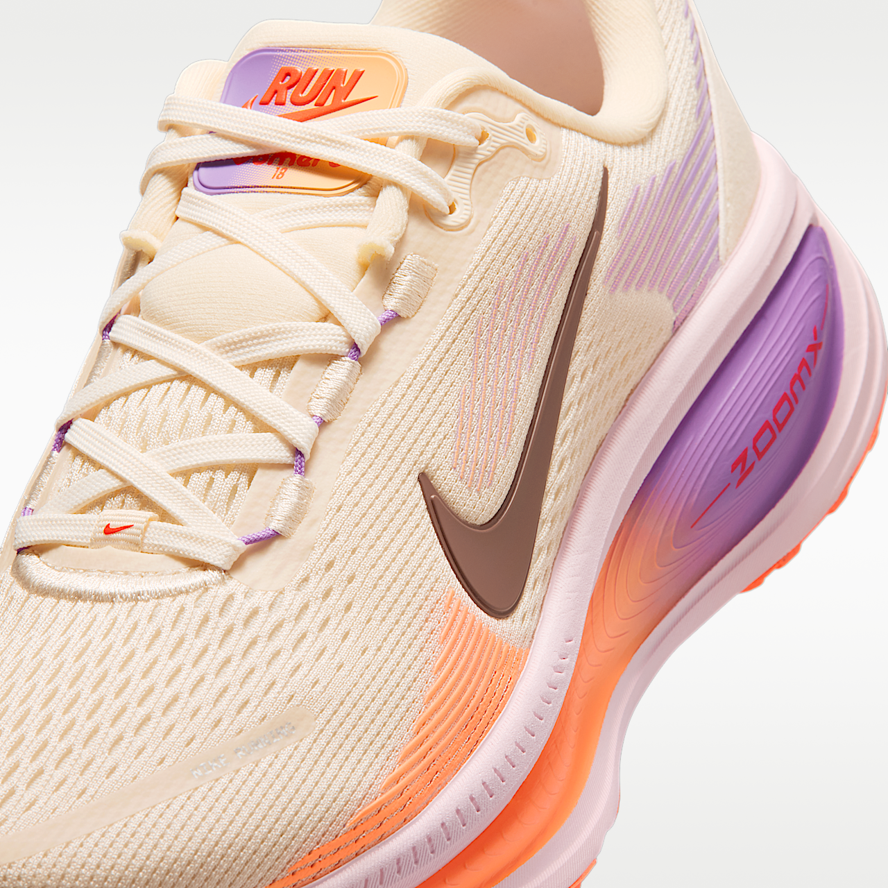 Nike Vomero sneaker Chalk/Pink Foam/Bright Violet/Tattoo