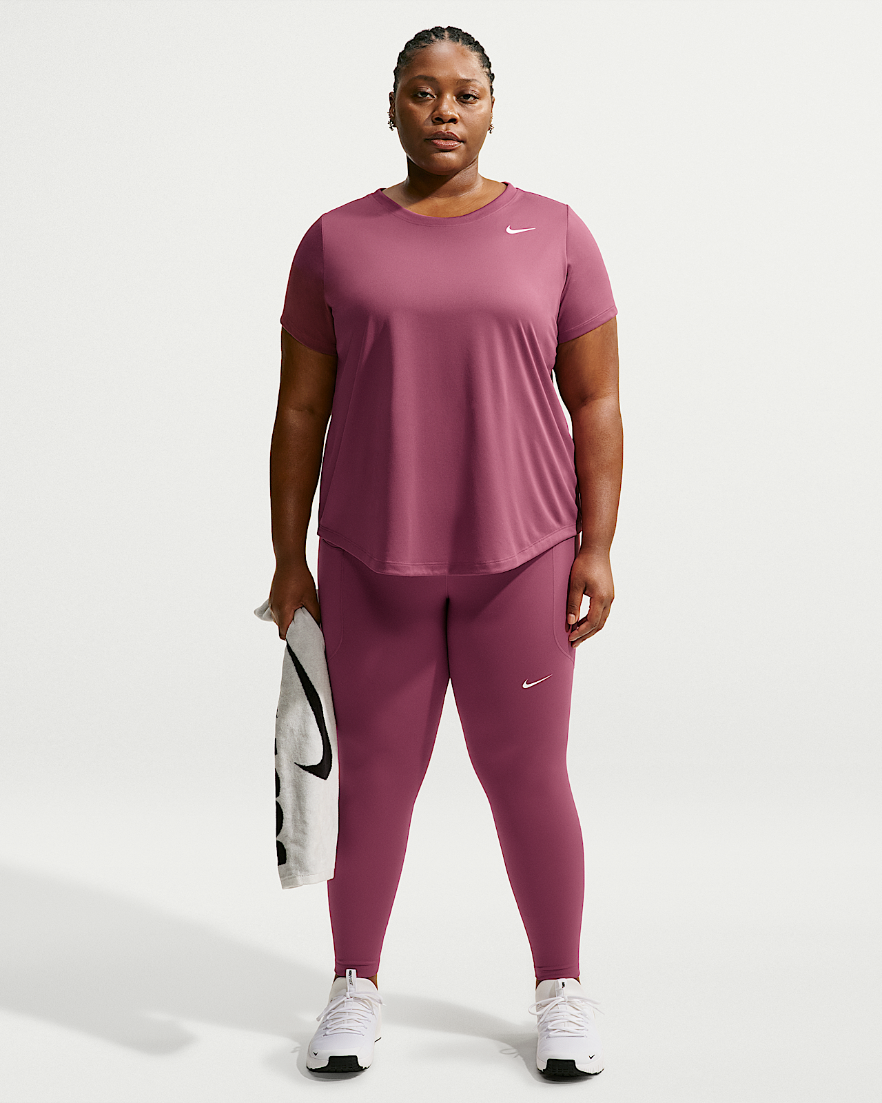 Женские тайтсы Nike One High-Waisted 7/8 Leggings with Pockets (Plus Size)