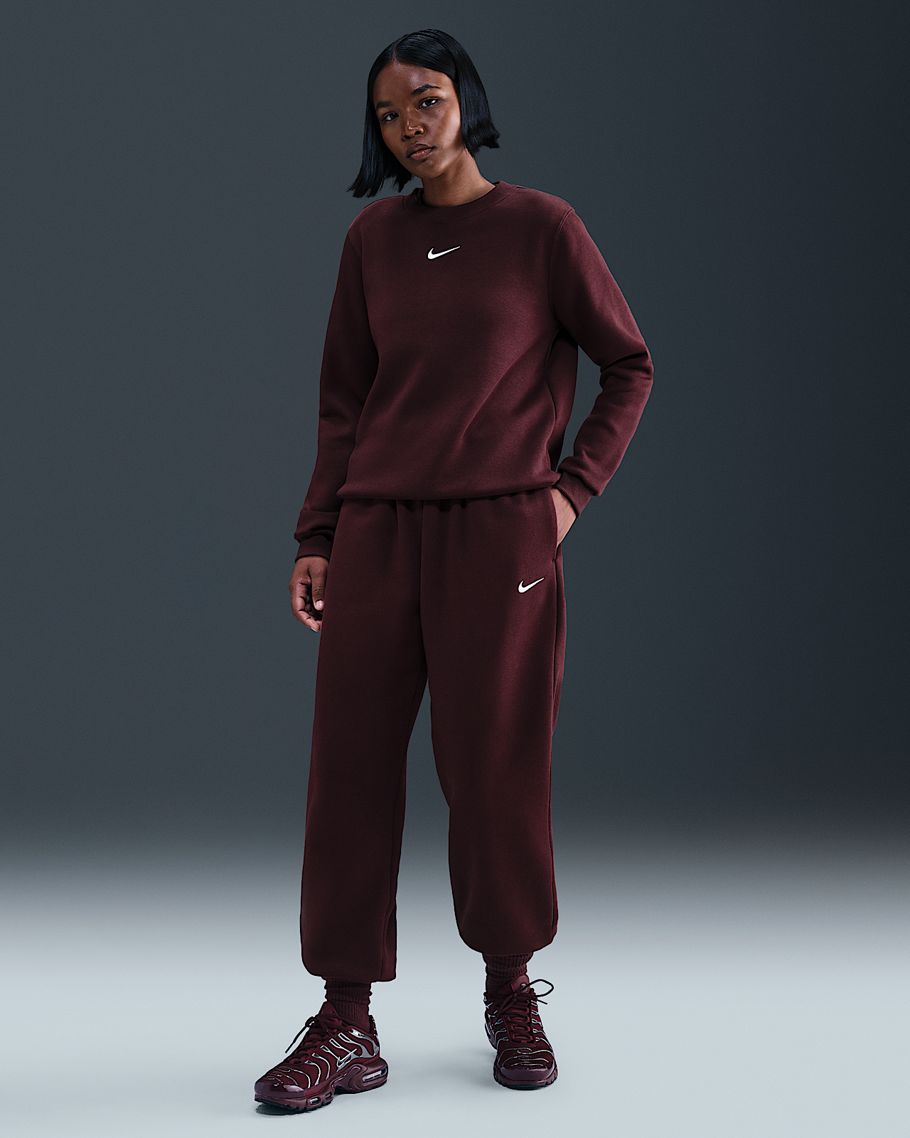 Женские  Nike Sportswear Phoenix Fleece High-Waisted Oversized Sweatpants