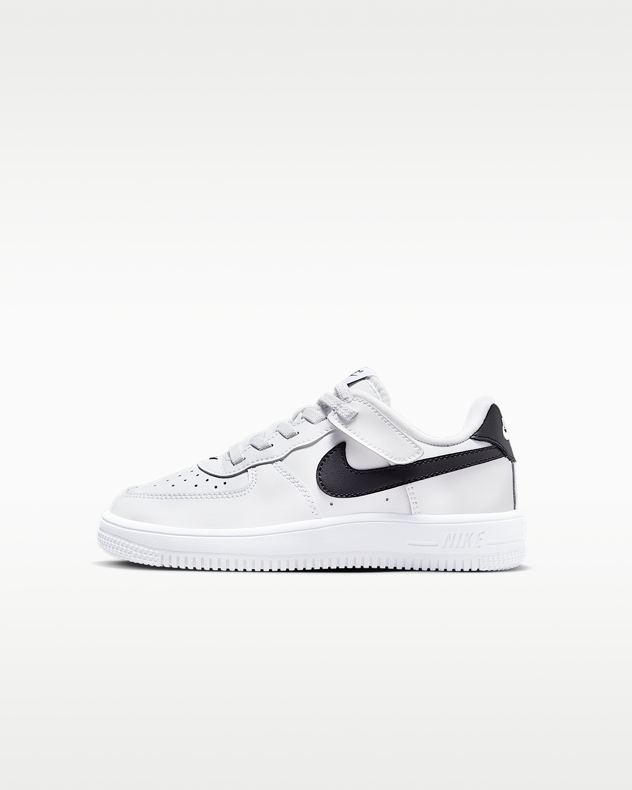Детские кроссовки Nike Force 1 Low EasyOn Little Kids'