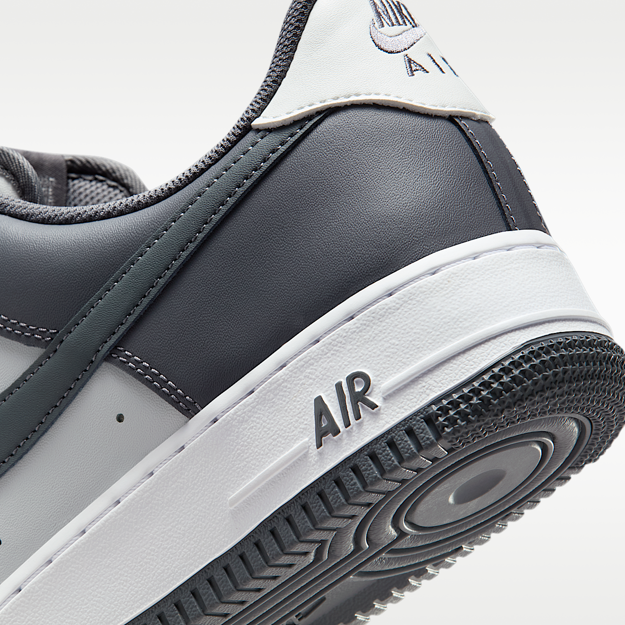Nike Air Force 1 sneaker Photon Dust/Wit/Dark Grey