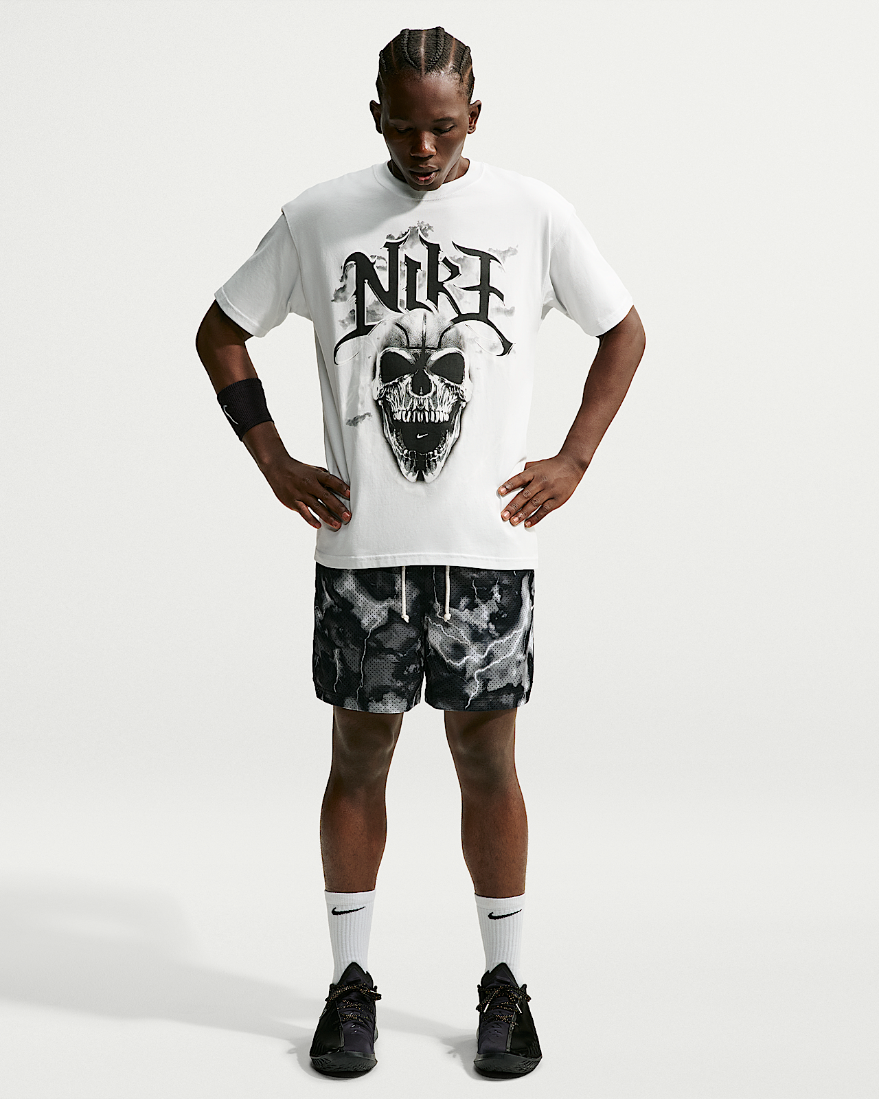 Мужские шорты Nike Standard Issue Dri-FIT 5" Mesh Basketball Shorts для баскетбола