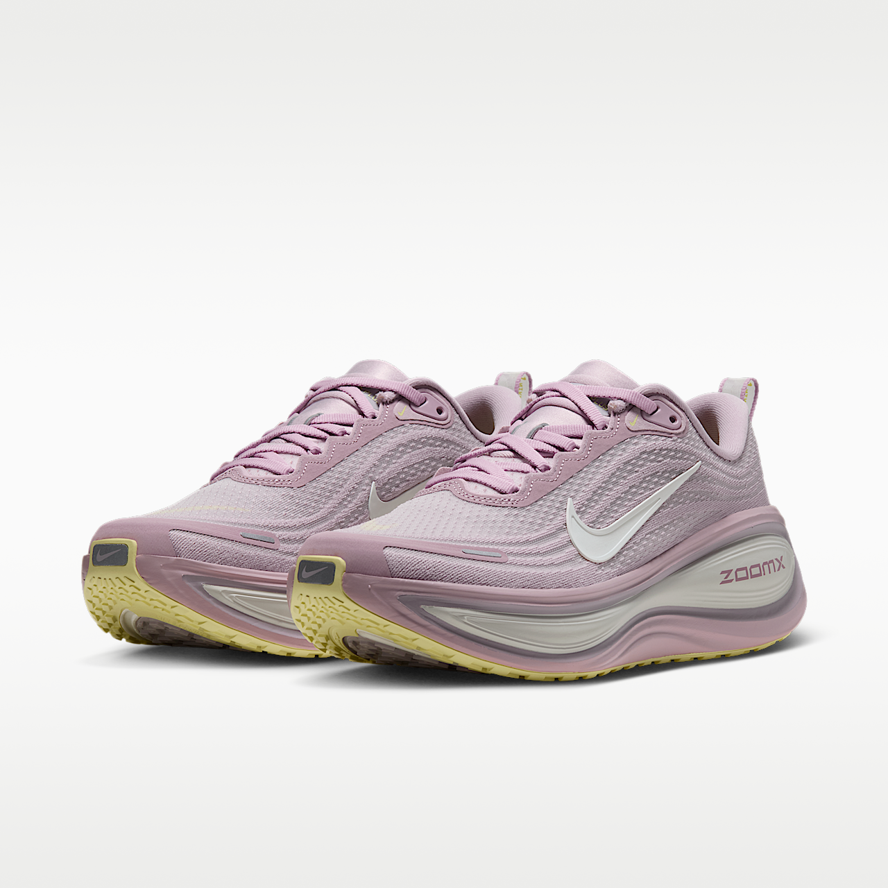 Nike Vomero sneaker Particle Rose/Silver Lilac/Light Bone/Sail