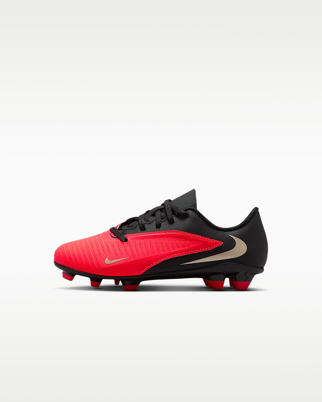 Детские  Nike Jr. Phantom 6 Low Club Little Kids' Multi-Ground Soccer Cleats