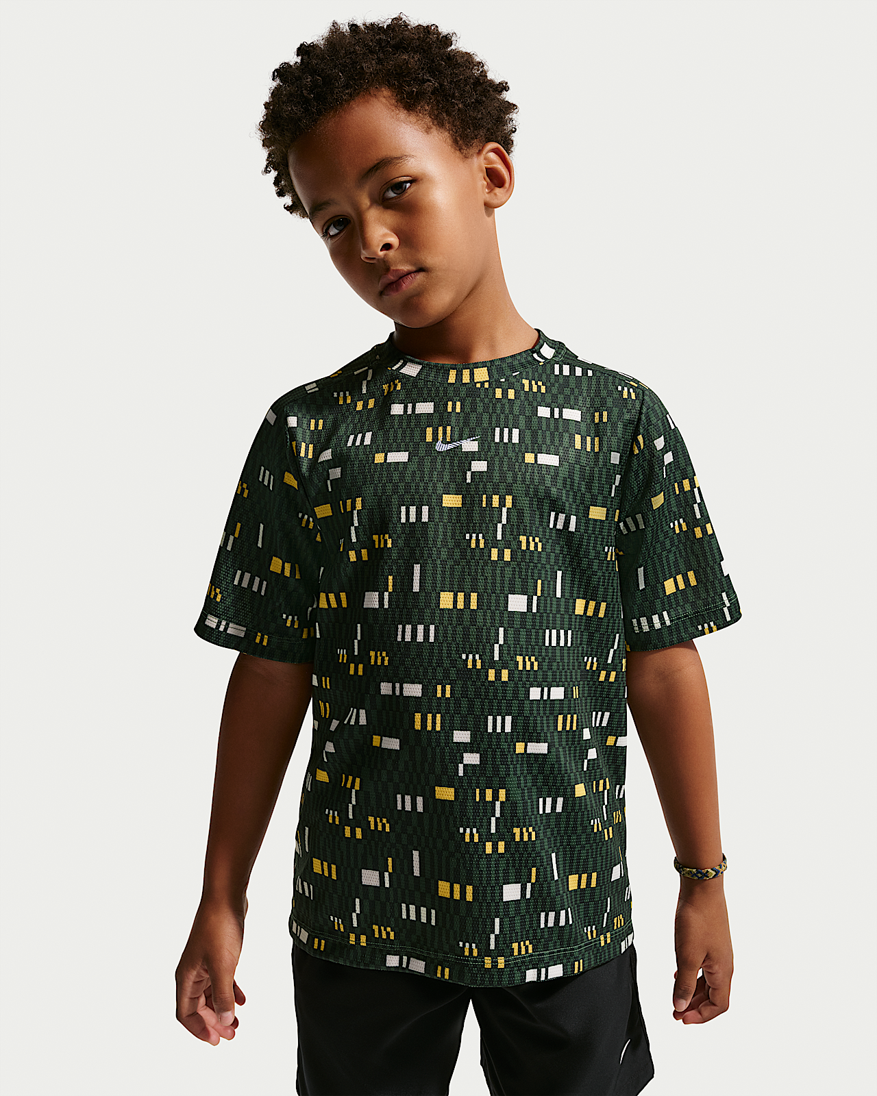 Детские шорты Nike Multi Big Kids' (Boys') Dri-FIT Short-Sleeve Top