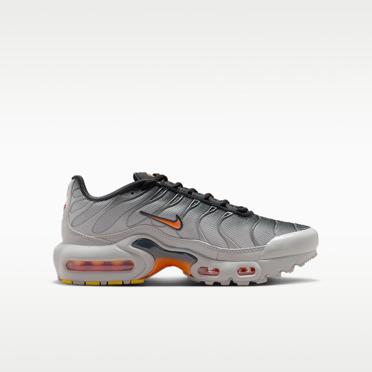 Nike Air Max Plus sneaker Light Smoke Grey/Dark Smoke Grey/Hot Curry