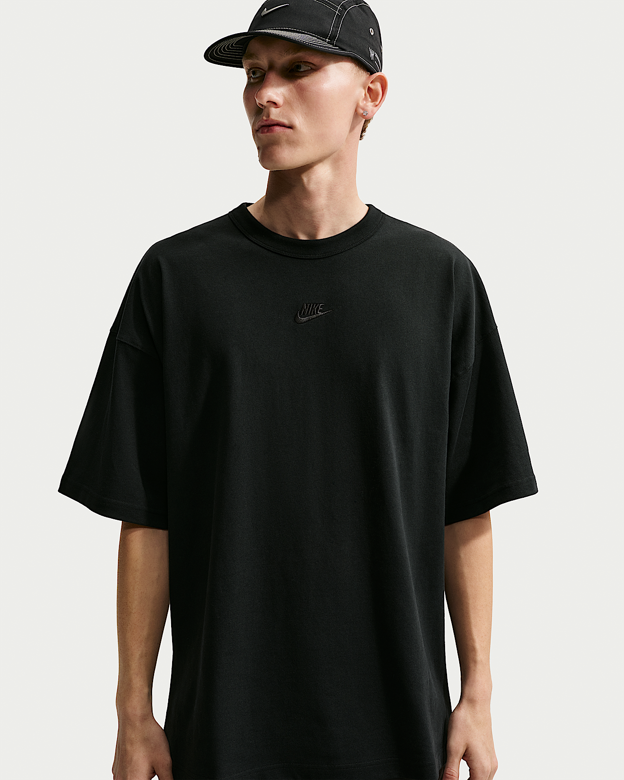 Мужская футболка Nike Sportswear Premium Essentials Oversized