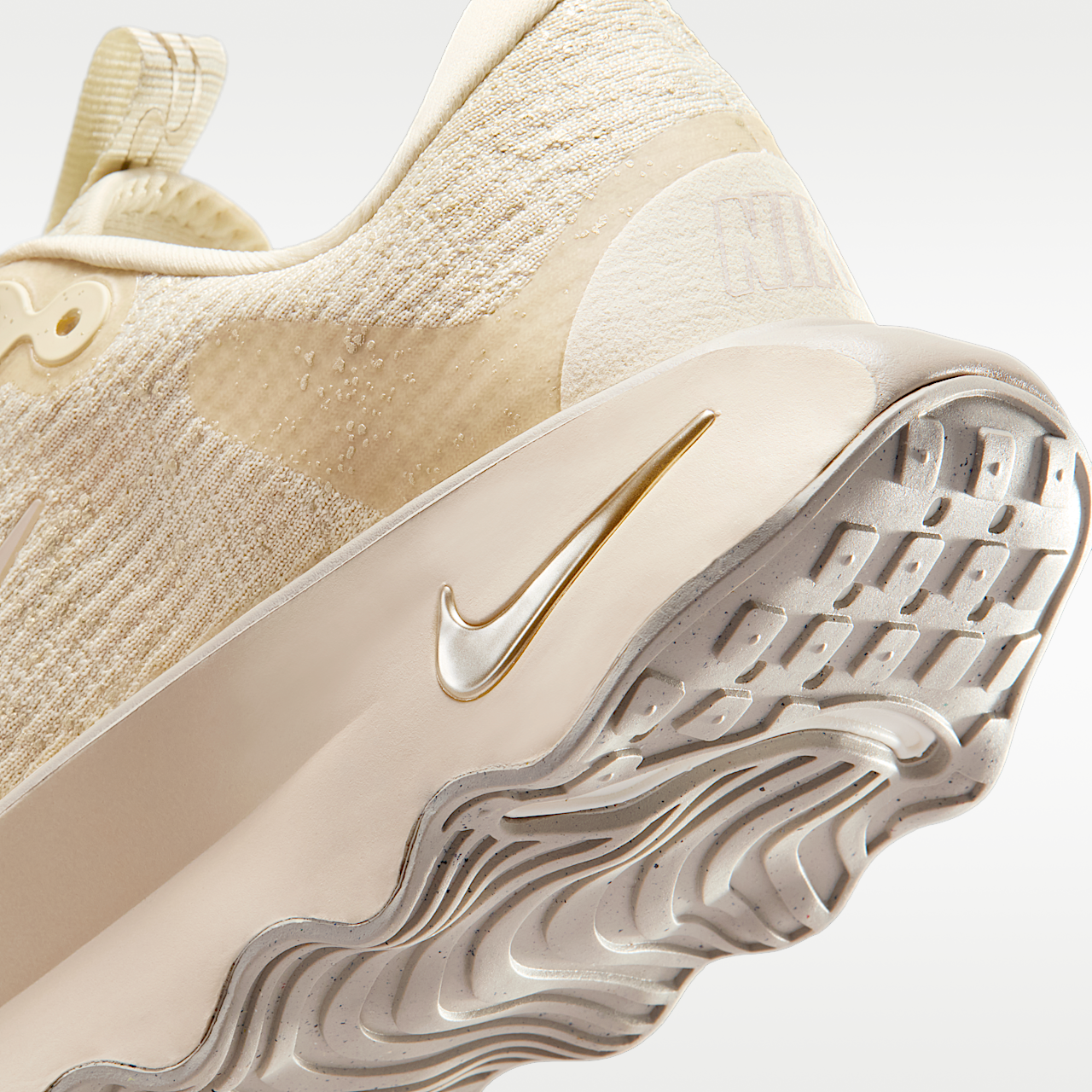 Nike  sneaker Light Khaki/Coconut Milk/Metallic Gold Grain/Cream II