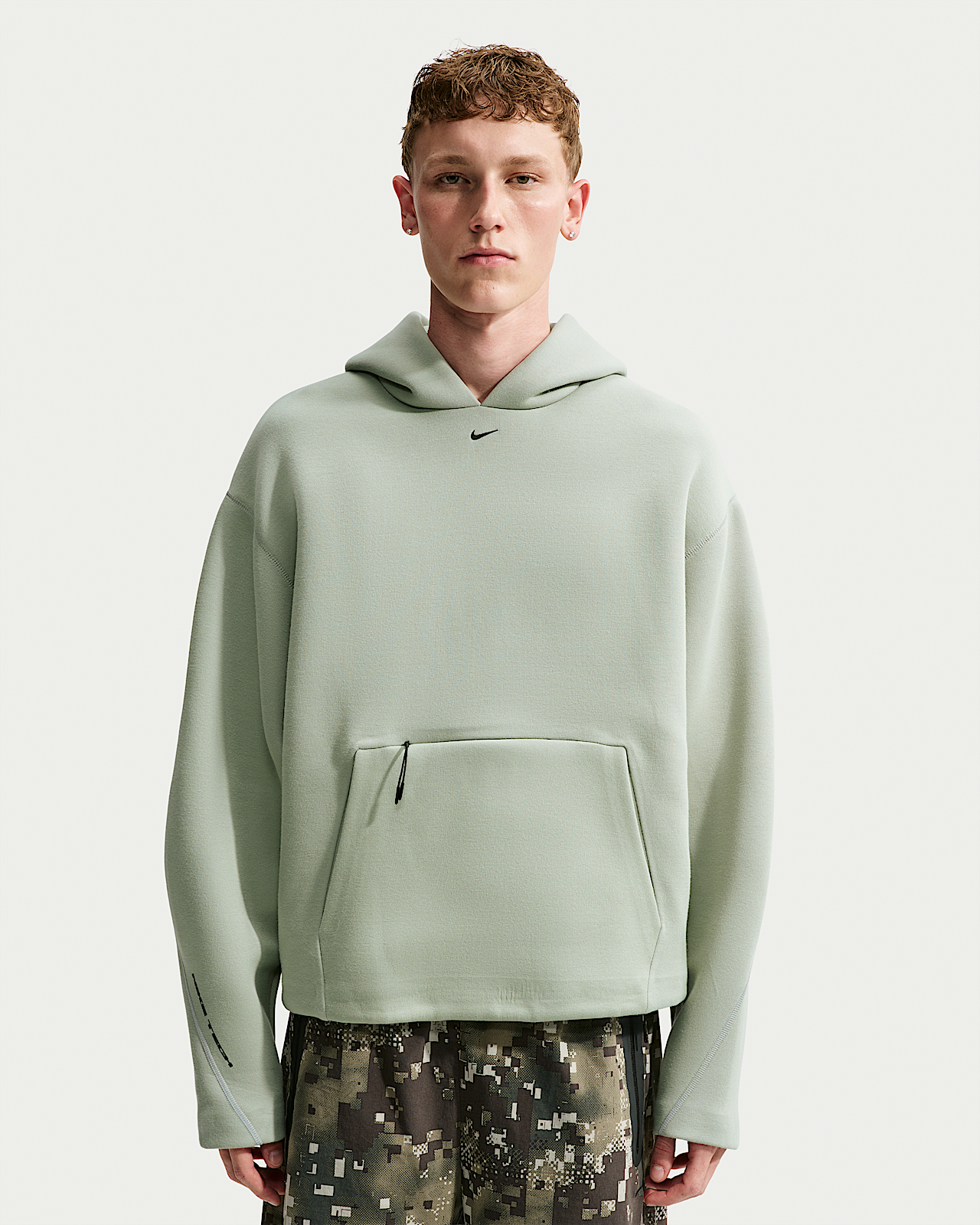 Мужское худи Nike Tech Fleece Pullover Hoodie