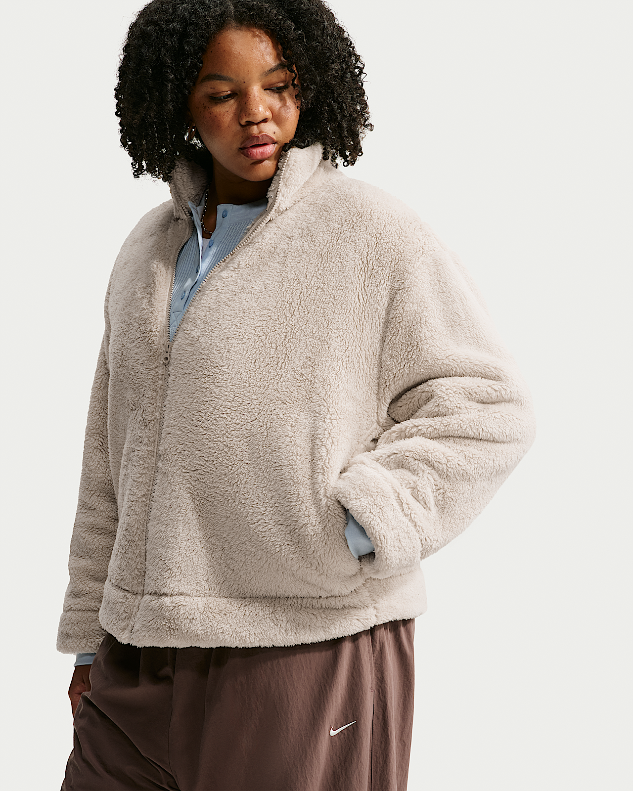 Женская куртка Nike Sportswear Essential High-Pile Fleece (Plus Size)