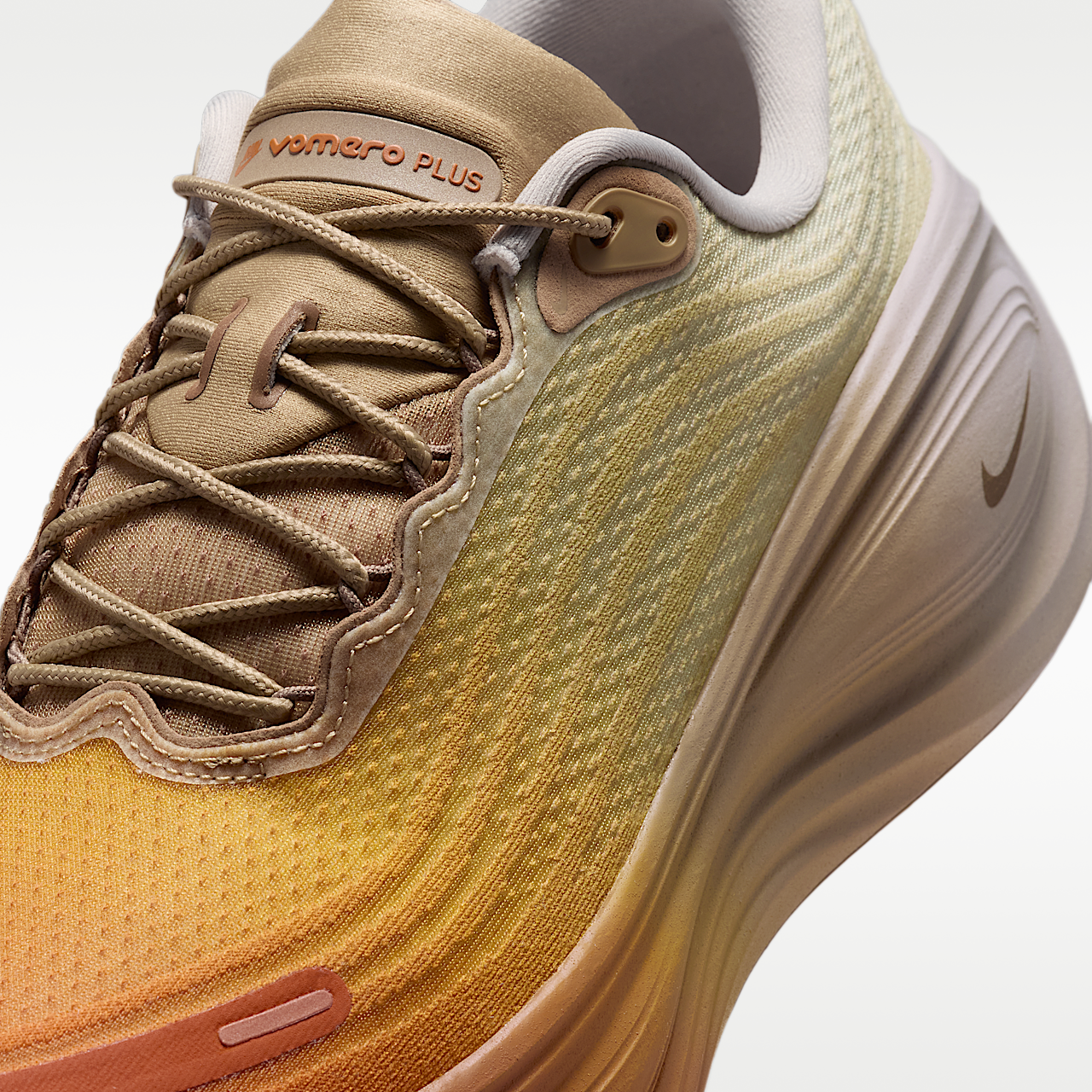 Nike Vomero sneaker Desert Camo/Ceramic/College Grey/Yukon Brown
