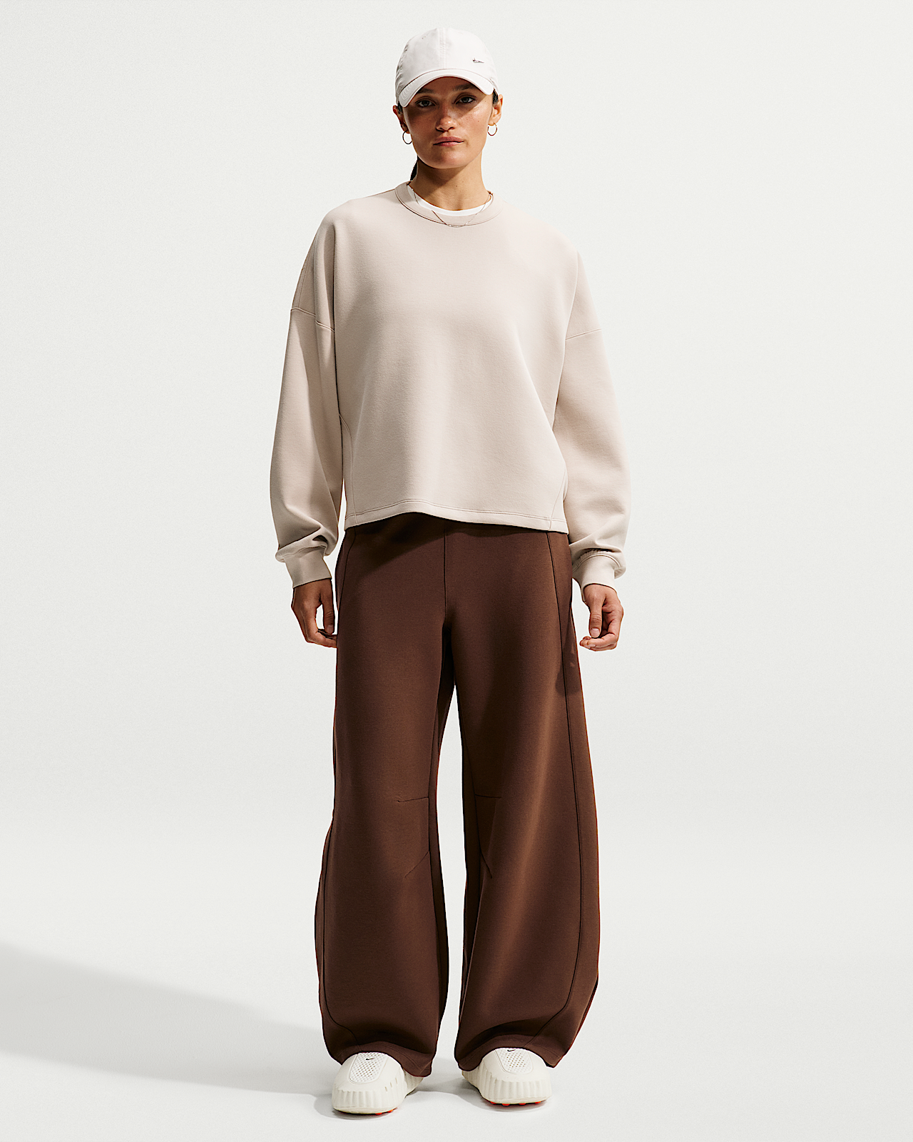 Женские  Nike 24.7 ImpossiblySoft High-Waisted Wide-Leg Pants