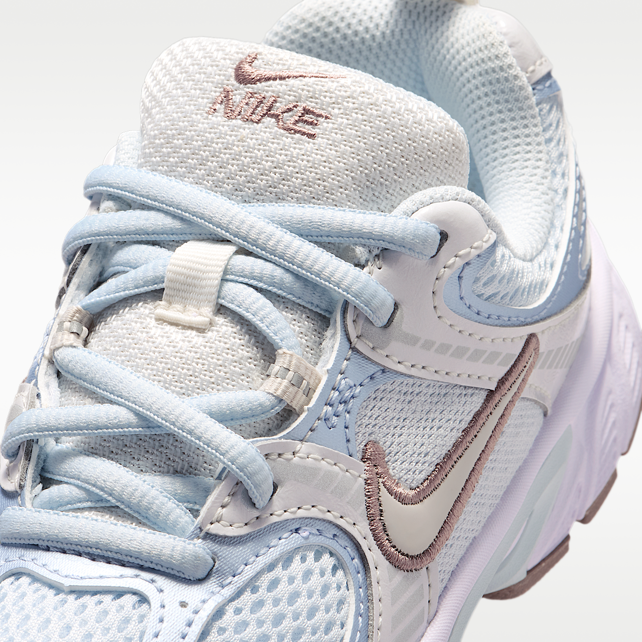 Nike  sneaker Aura/Platinum Tint/Taupe Haze/Moon Particle